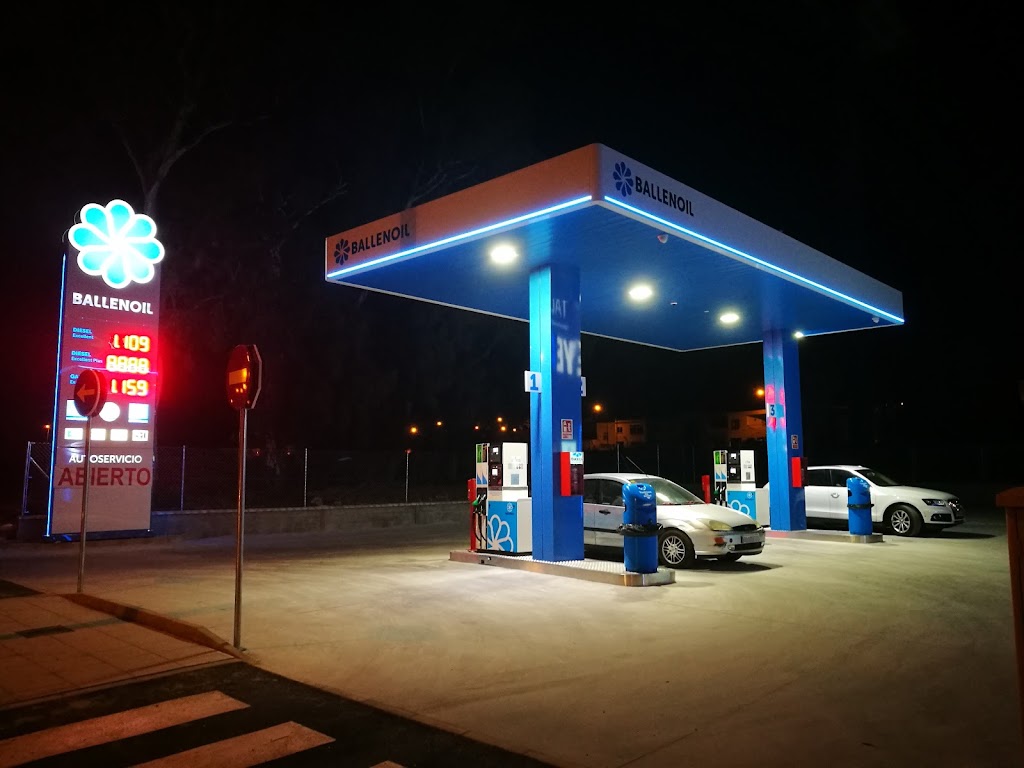 Ballenoil San Fernando — Surtidor de combustible