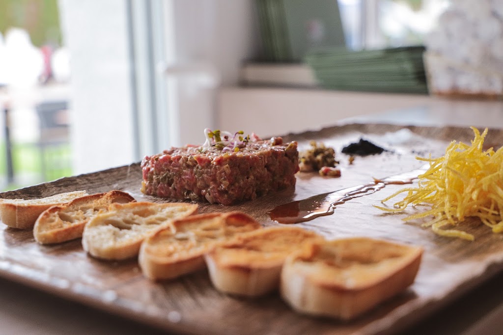 Restaurante La Sal Bistro en El Campello — Filete tartaro