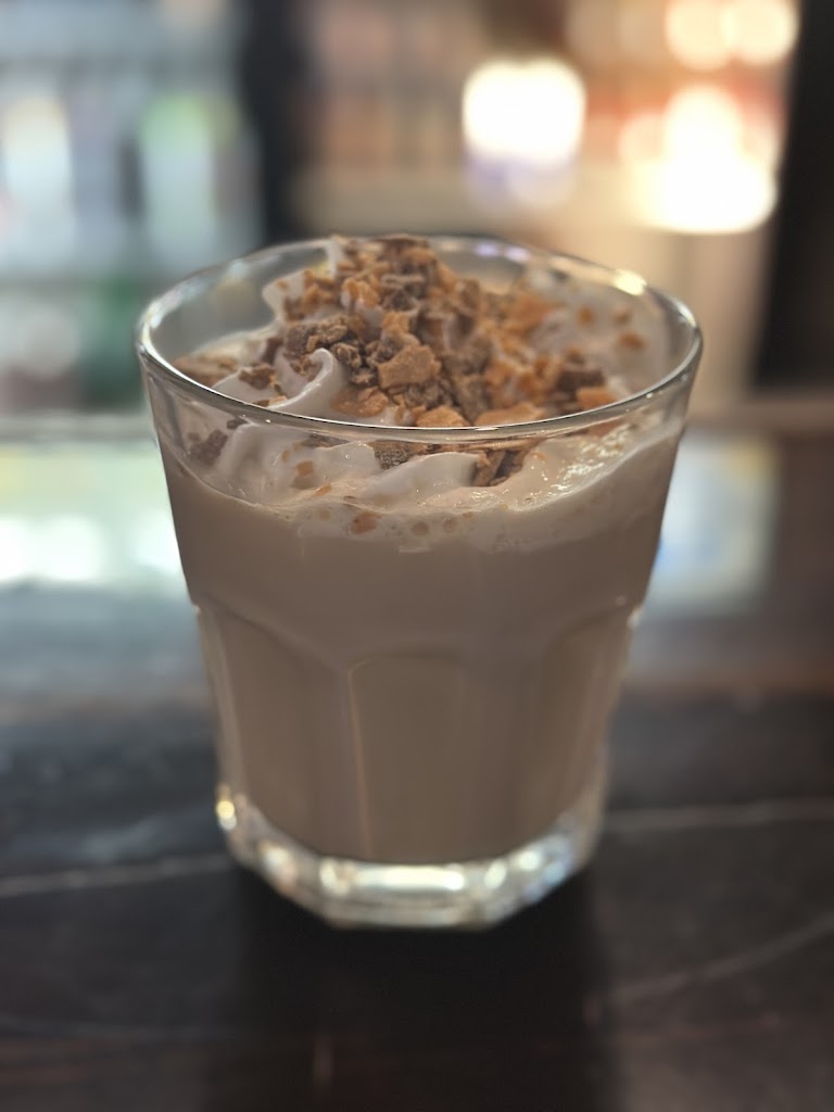  Louie's Bar and Bites