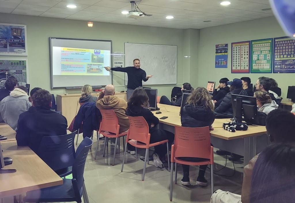 Autoescuela Rally S.L. — Del propietario