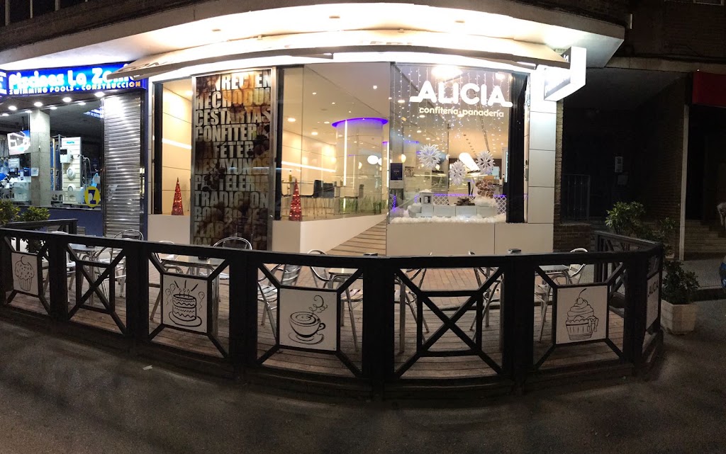 Confiteria Panaderia Cafeteria Alicia — Ambiente