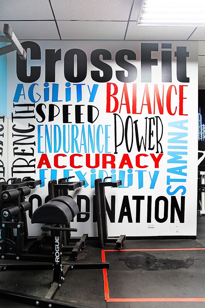  CrossFit Warehouse - Group Fitness