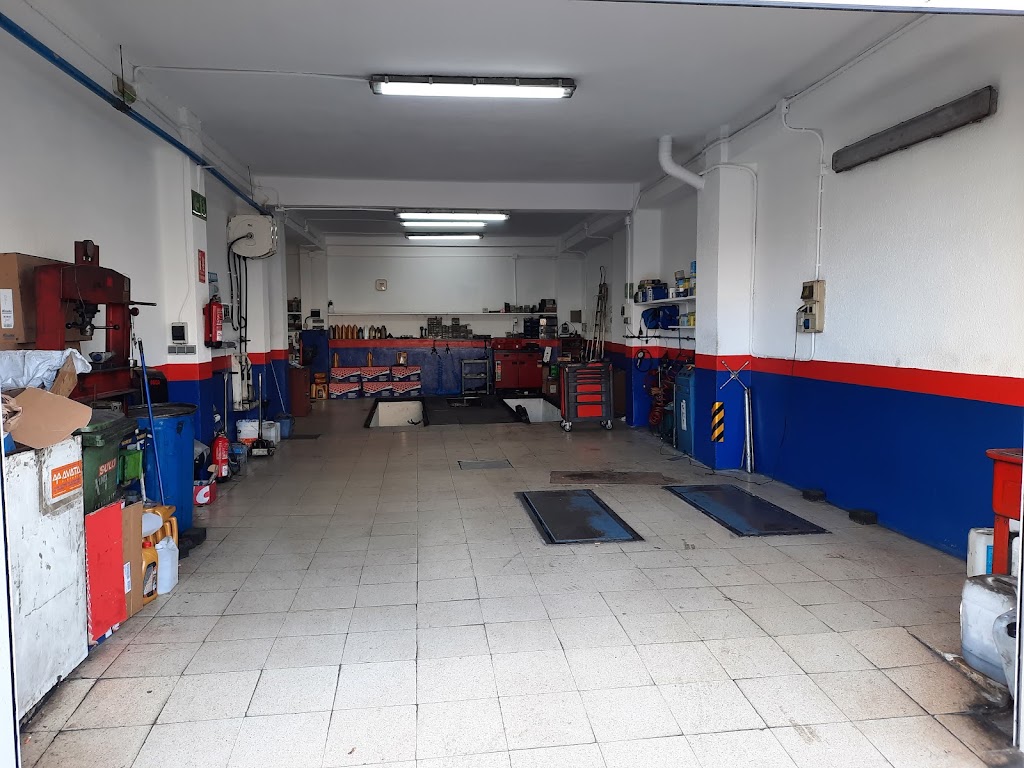 Auto Taller Varela — Interior