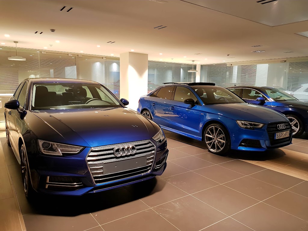 Concesionario Oficial AUDI Hercos Parayas Santander — Interior