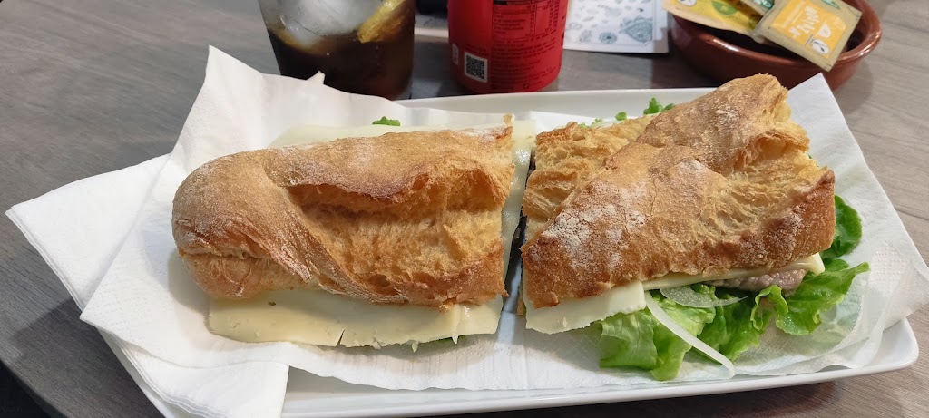 O rincon de pino — Comida y bebida