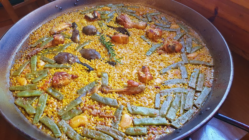 La Cabana — Comida y bebida