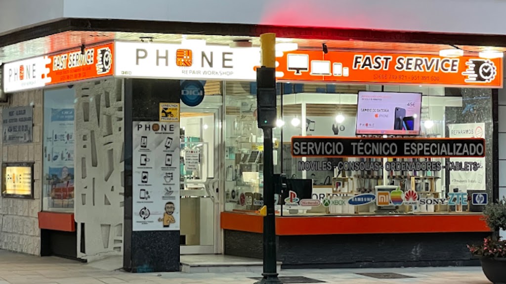 Phone Repair Workshop