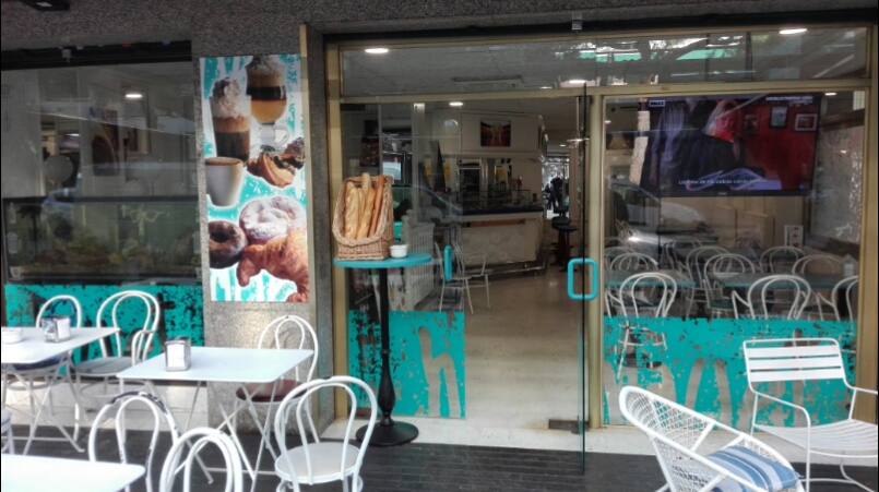 Blau Blauet Cafeteria