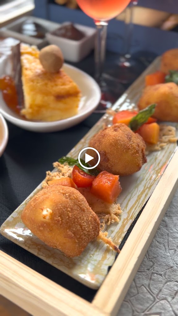 La Factoria Espacio Gastronomico — Videos