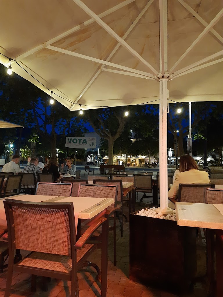 Cardamom city — Ambiente