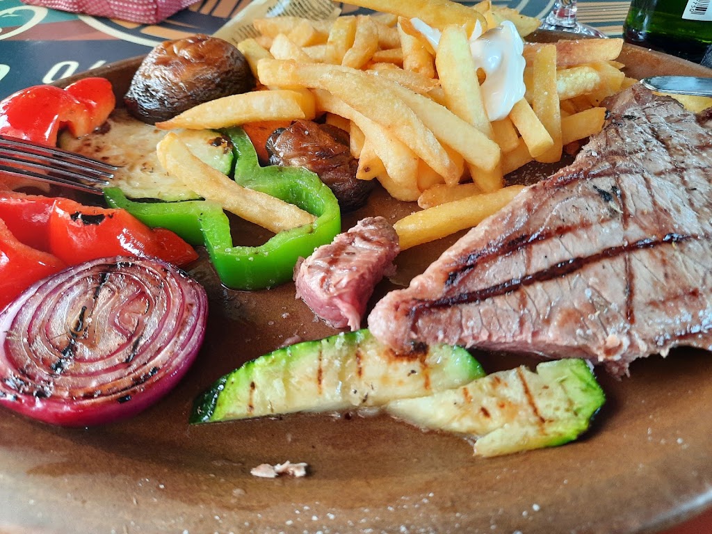 Murphy's Irish Pub Orihuela Costa — Comida y bebida