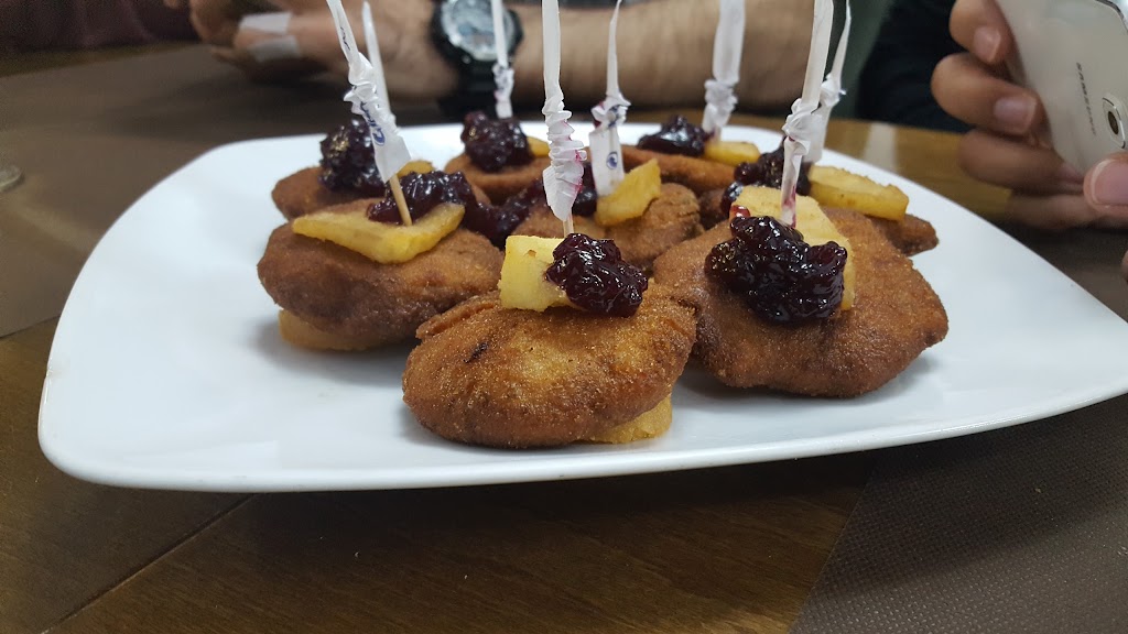 Fondue — Comida y bebida