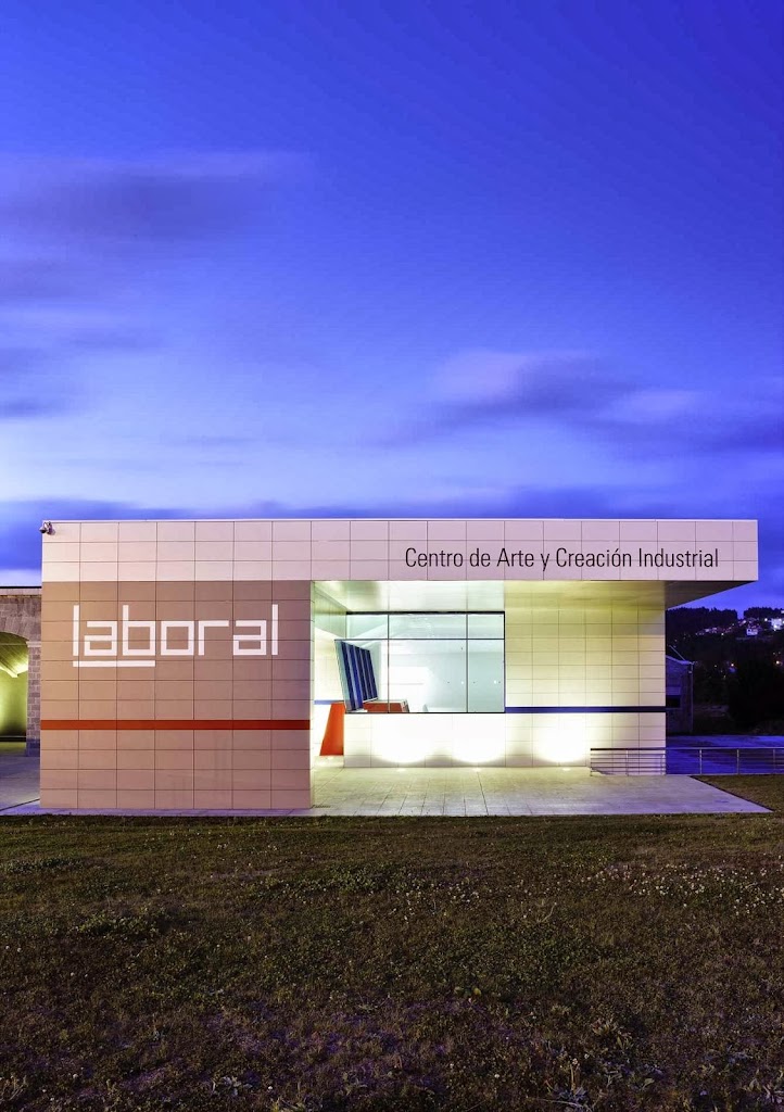 LABoral Centro de Arte y Creacion Industrial — Del propietario