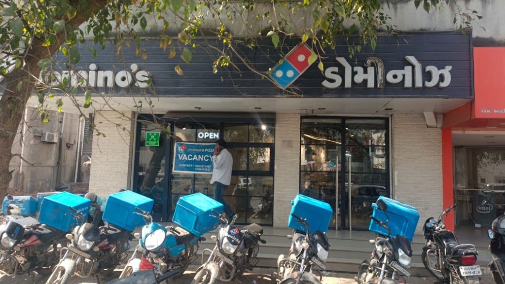 Domino S Pizza Trimurti Building Godhra