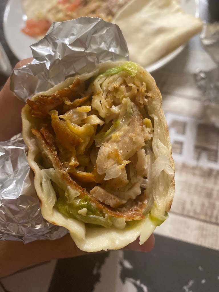 Sabor Doner Kebab — Comida y bebida