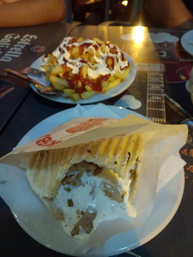 BURGUER KEBAB JEREZ — Comida reconfortante