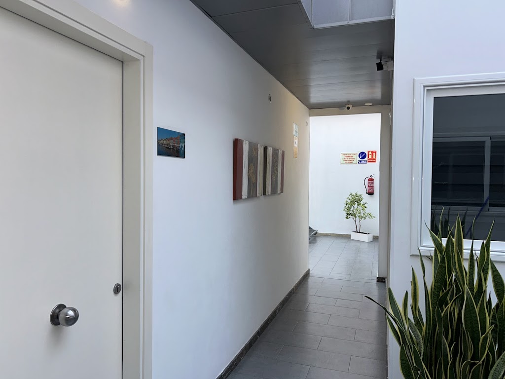 Apartahotel Baldiri - Alojamiento economico para empresas cerca de Barcelona