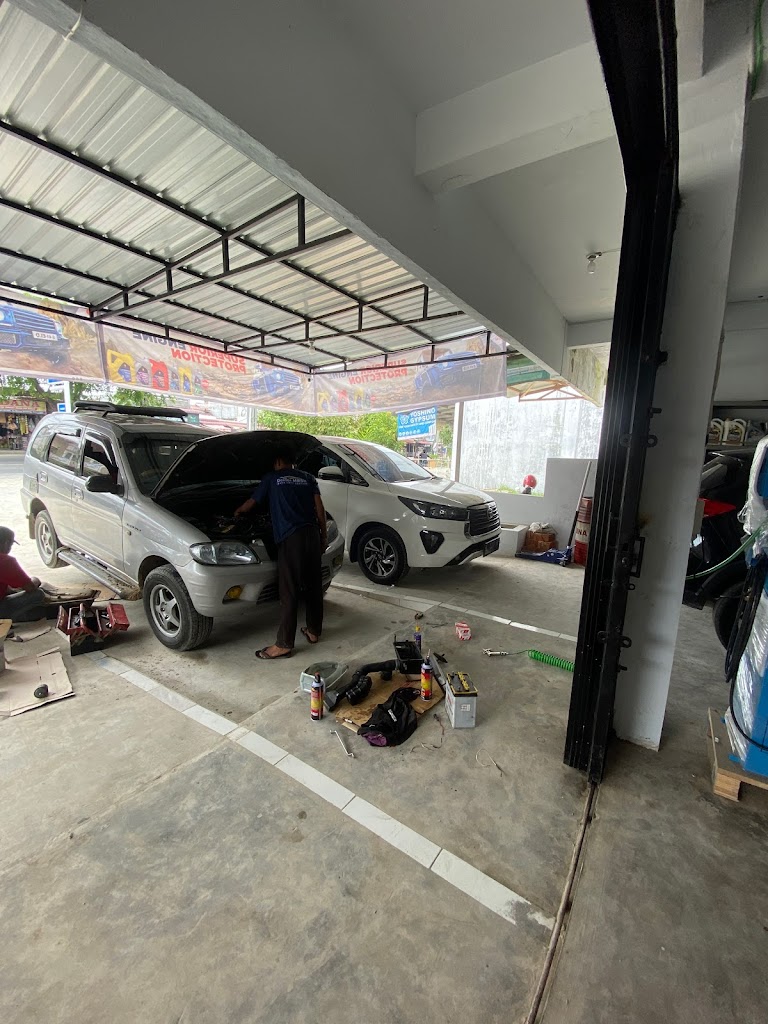 VR AUTO CARE STATION