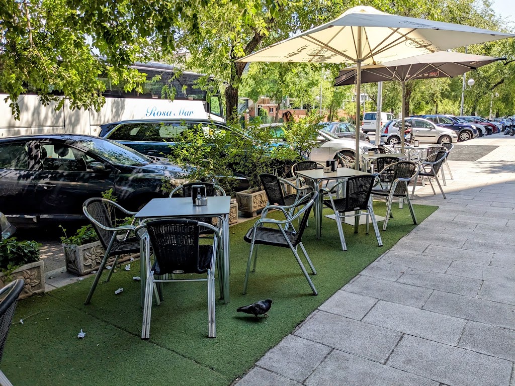 Restaurante El Chipiron II — Ambiente