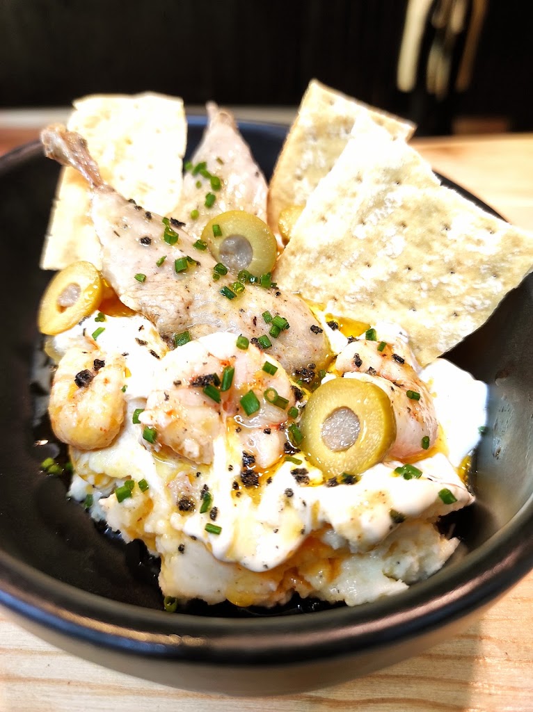 Sardineta bistrot de Yolanda Majo — Comida y bebida