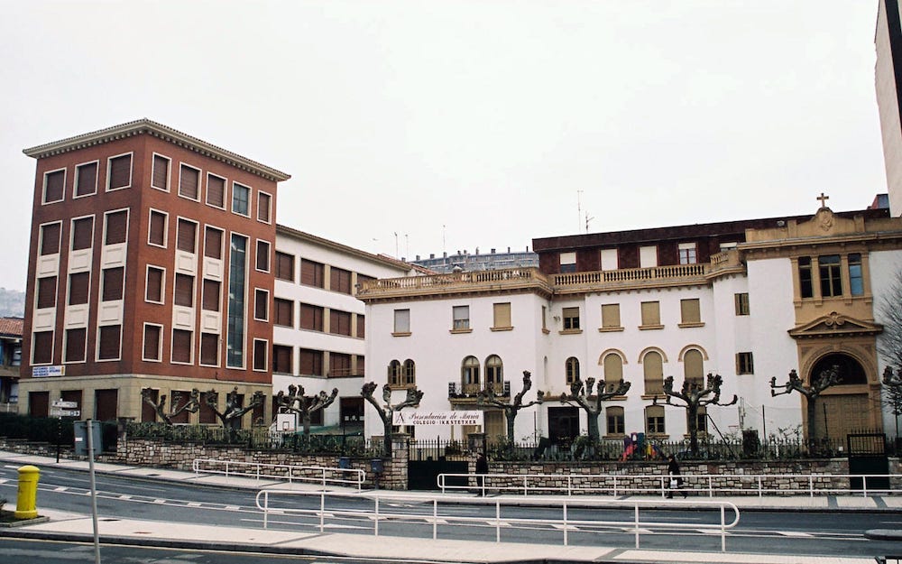 Colegio Presentacion de Maria - Fundacion Rivier