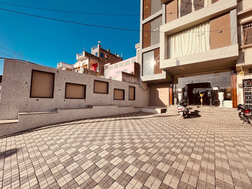 Hotel Luxury Inn