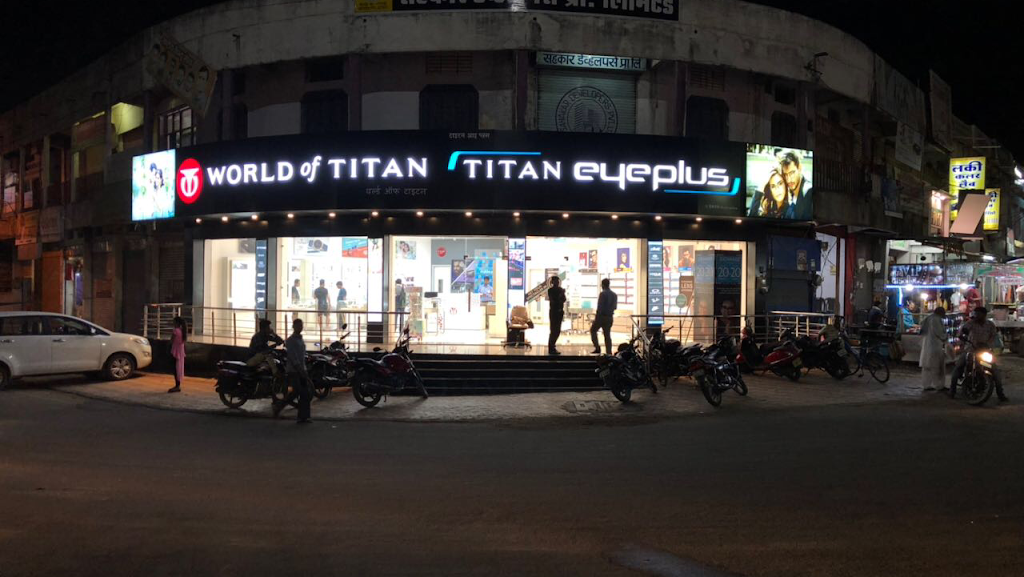 Titan Eye At Parasia Road Chindwara
