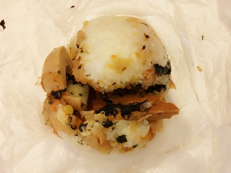 育英飯糰 的照片
