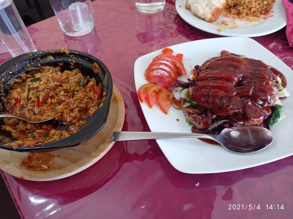 MAC BAR RESTAURANTE — Comida y bebida