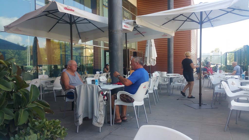 Cafeteria de la Piscina Municipal — Ambiente