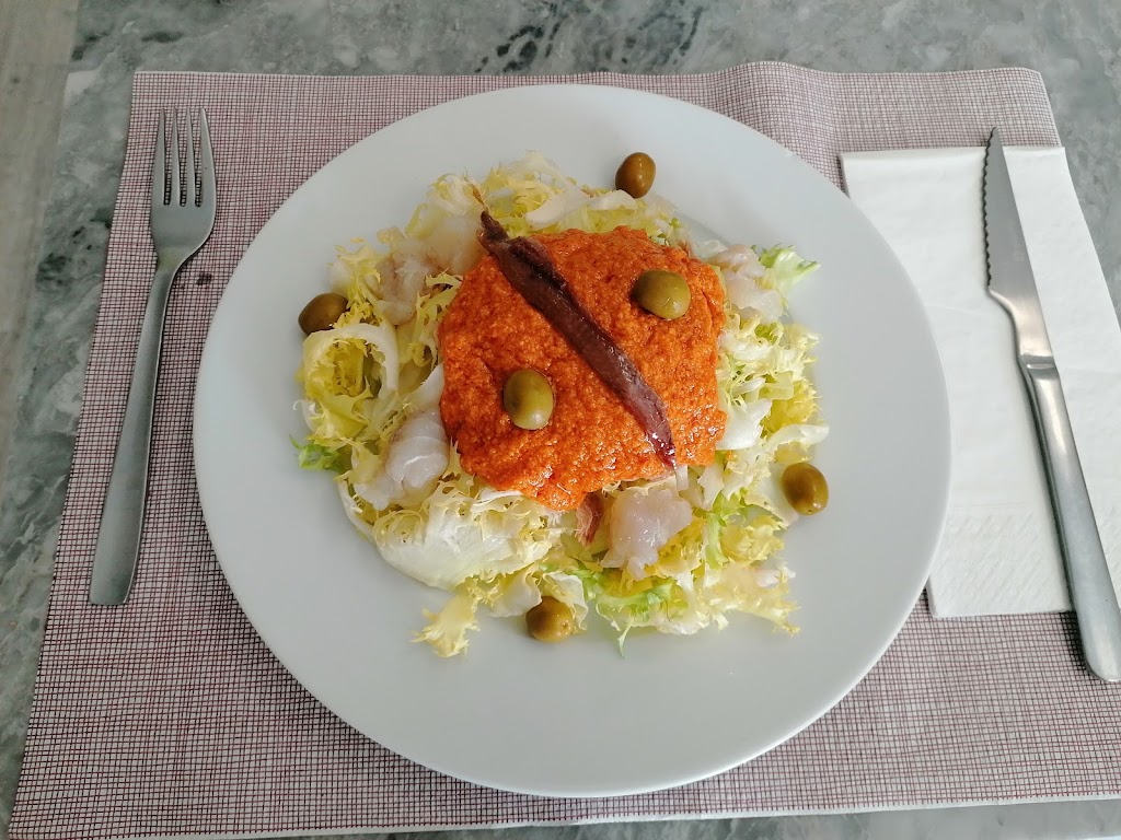 LOS AlMENDROS MEJIA — Comida y bebida