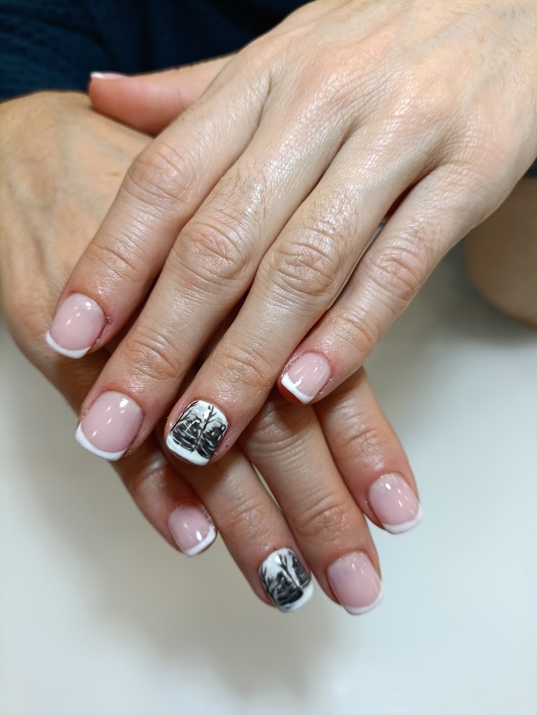 Nails Factory Majadahonda — Una