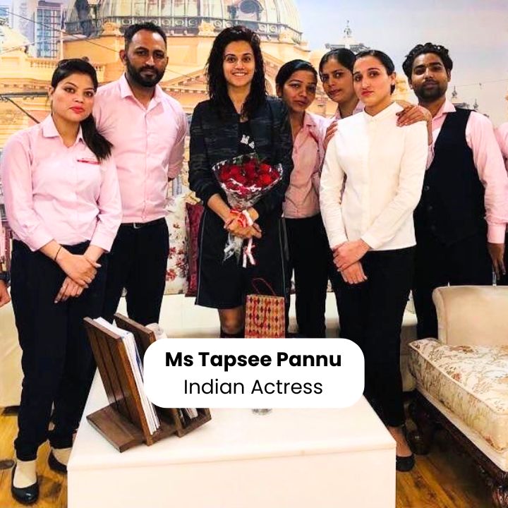 Vibrosaun Luxury Family Salon