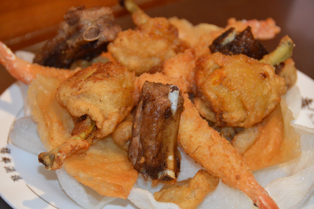 Restaurante chino Fu Tu — Comida y bebida