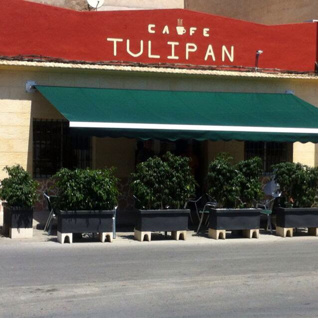 Cafe Tulipan