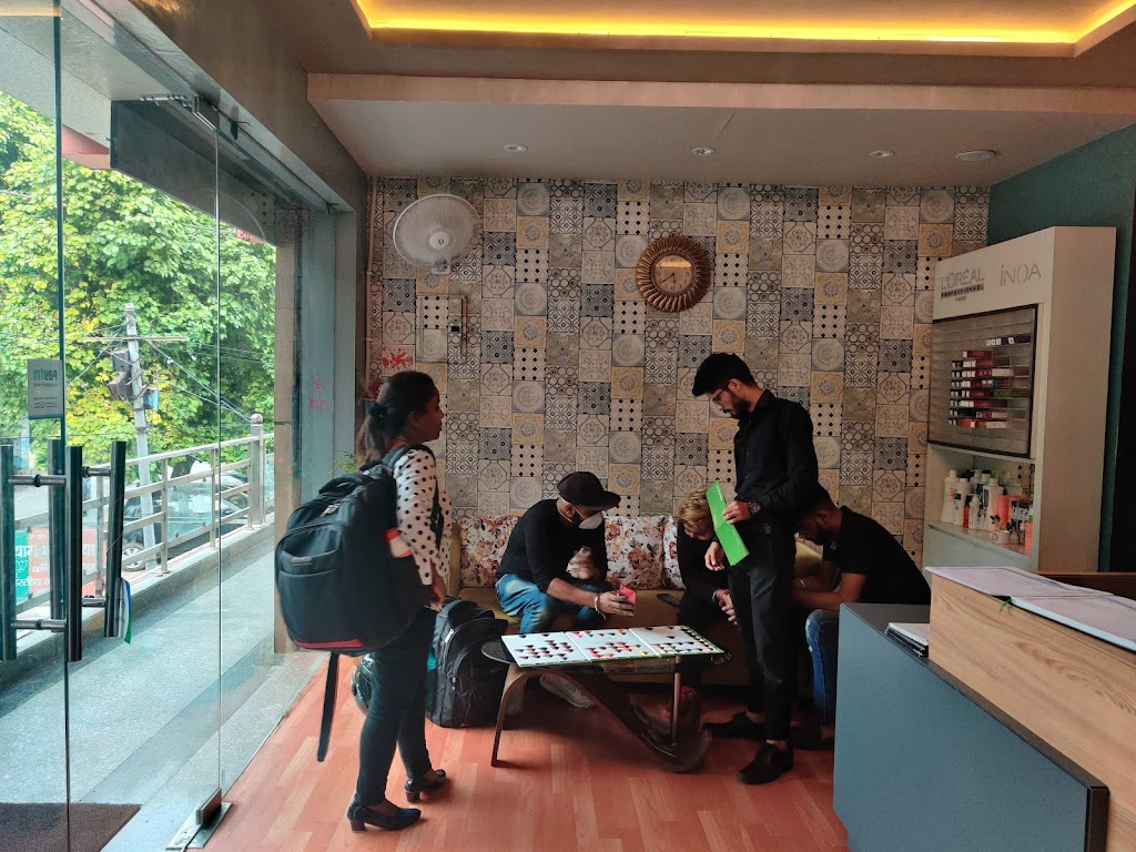 Swati Makeover Unisex Salon