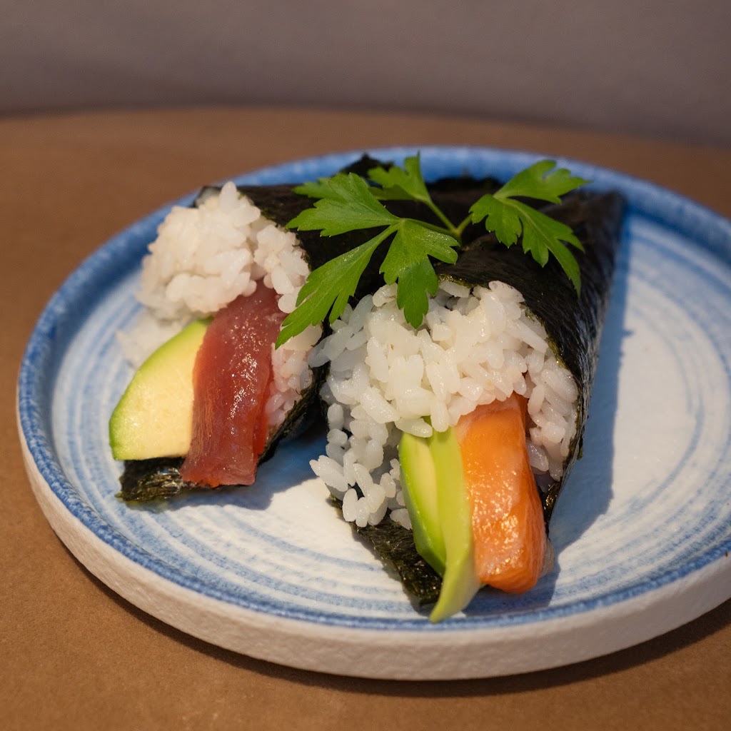 Sushi Land — Comida y bebida