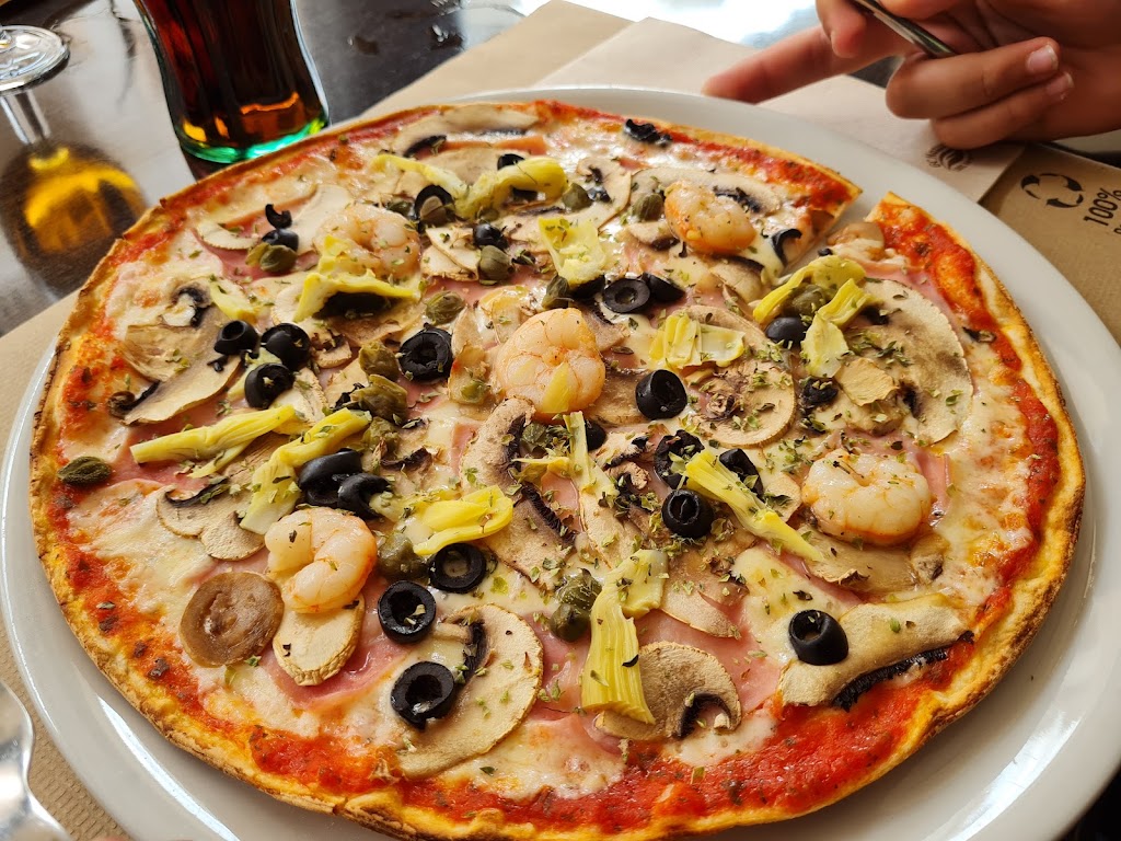 Pizzeria Vetro — Pizza