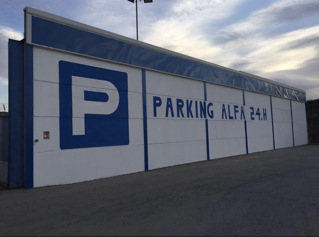Aparcamiento Camiones Alfa — Del propietario