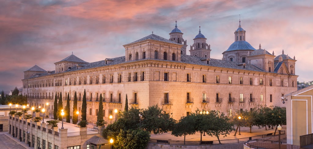 ESI * Escuela Superior de Idiomas * UCAM