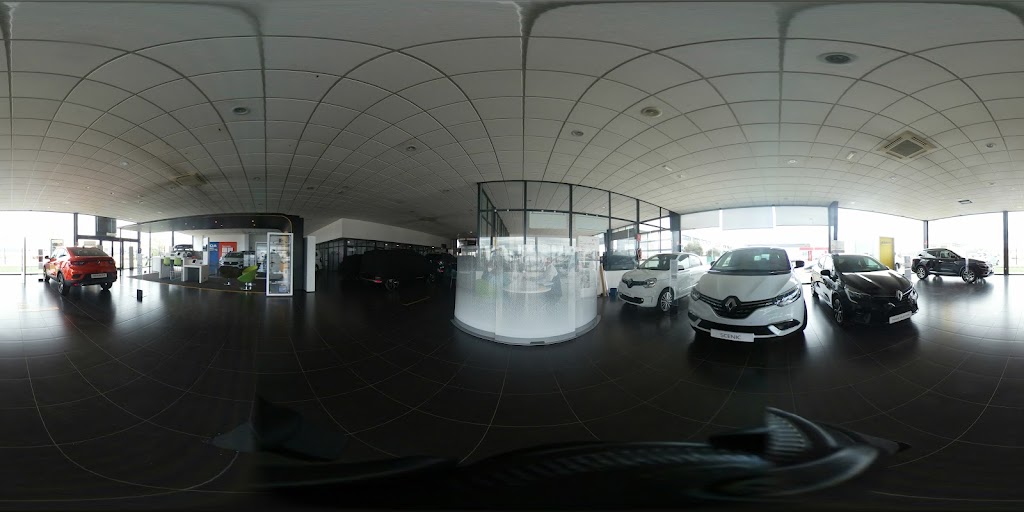 Renault Aries Talavera — Interior