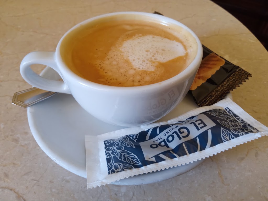 Cafeteria El Piano — Cafe