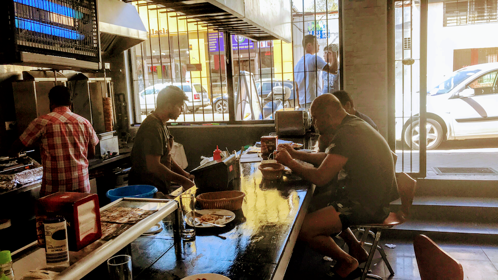 DONER KEBAP TURCO ( El Primer Kebap de Parla) — Ambiente