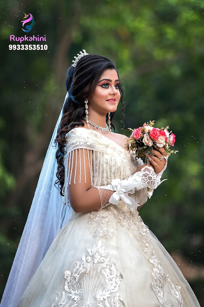 Rupkahini Makeup And Beautician Academy Kamarpukur