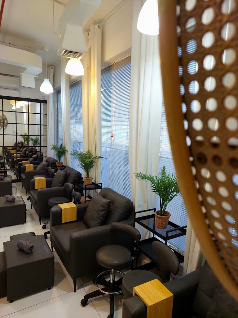 Polish Nails Care And More Salon Best Ladies Salon Nail Spa