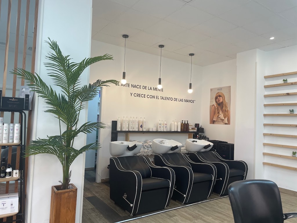 NINA PELUQUEROS — Interior