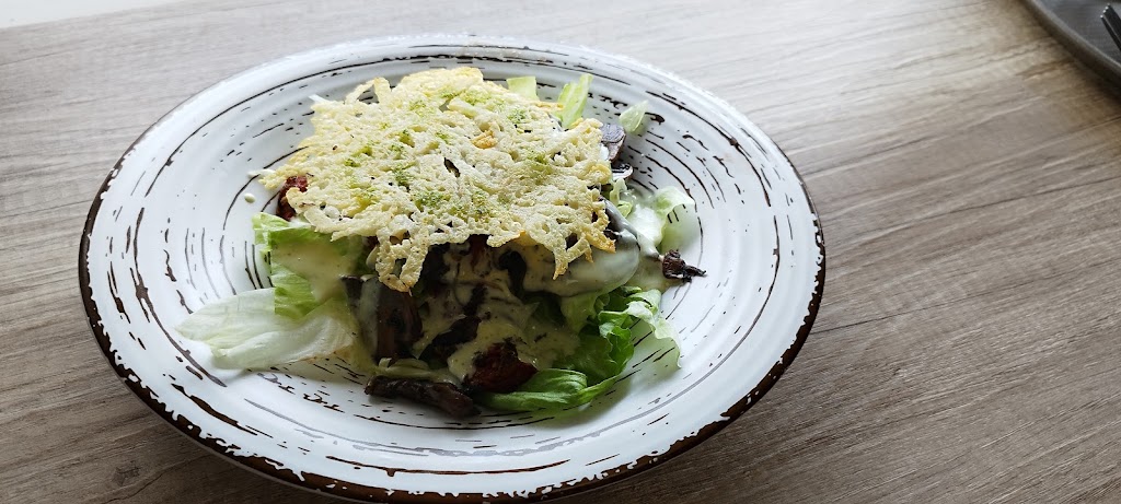 Restaurante La Fabula — Comida y bebida