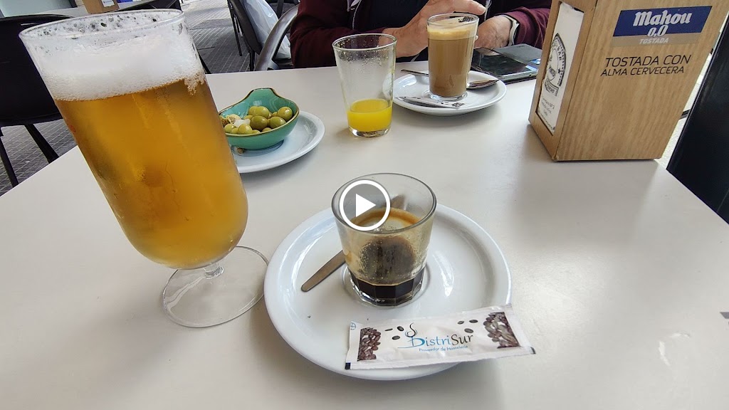 El Punto De Encuentro. Cafe bar — Zumo