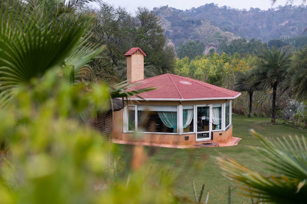 Stayvista At Brickwood Hill Pool Holiday Home With Swimming Pool In Chandigarh