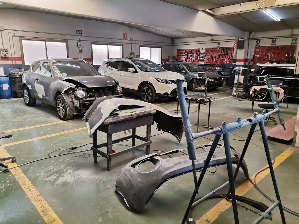 Castrol Service Taller AXA Calidad - TALLERES COLON Mecanica, Plancha y Pintura — Del propietario